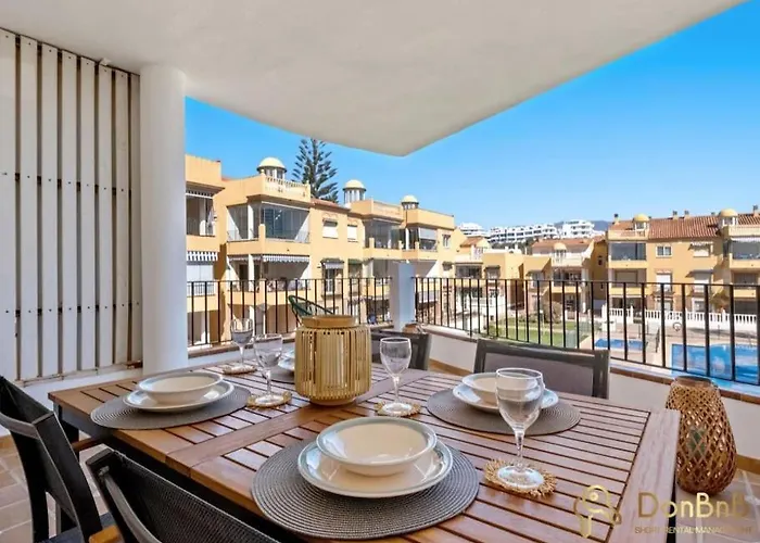 Cerca De La Playa En Lagunas De Mijas Daire